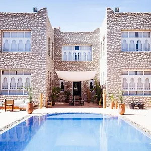 https://la-maison-des-ailleurs.essaouirahotels.net
